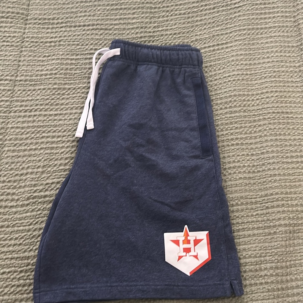 Men’s Medium Majestic Houston Astro Shorts